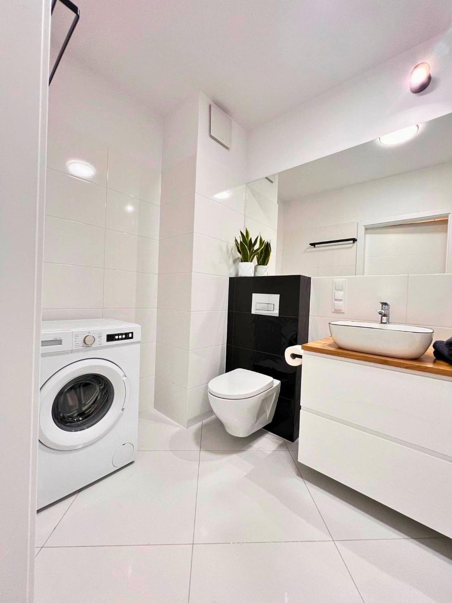 פוזנן Apartament Purple מראה חיצוני תמונה